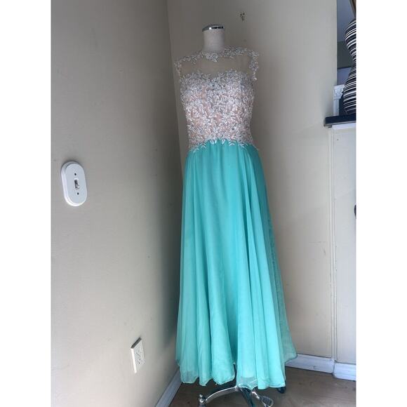 Glam Gurlz Green Prom Formal Dress Ballgown Hand Beaded Lace Rhinestone Sz 12 - Picture 3 of 16